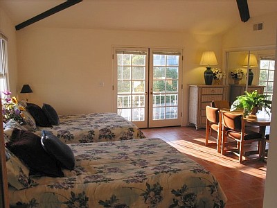 Santa Barbara house rental - Second master suite 25' x 20'